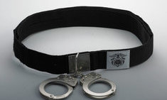 B-700 (Belt Protector Handcuffs) 